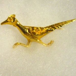 Rare Vintage Road Runner Bird Gold Gilt  Brooch Pin